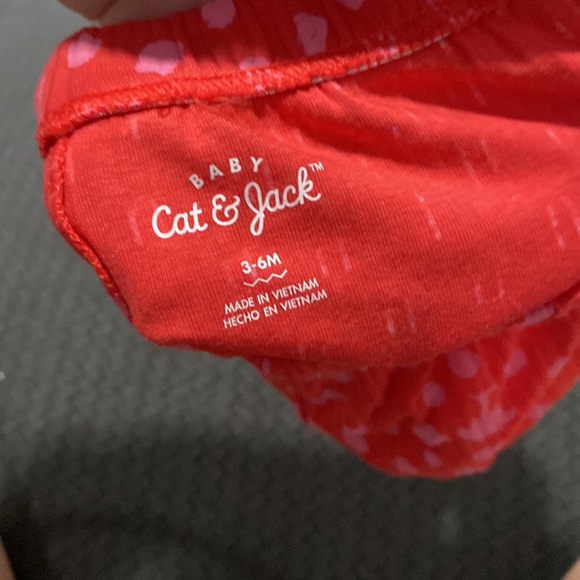 🧸10/$10 BABY SALE - shorts - Picture 2 of 2